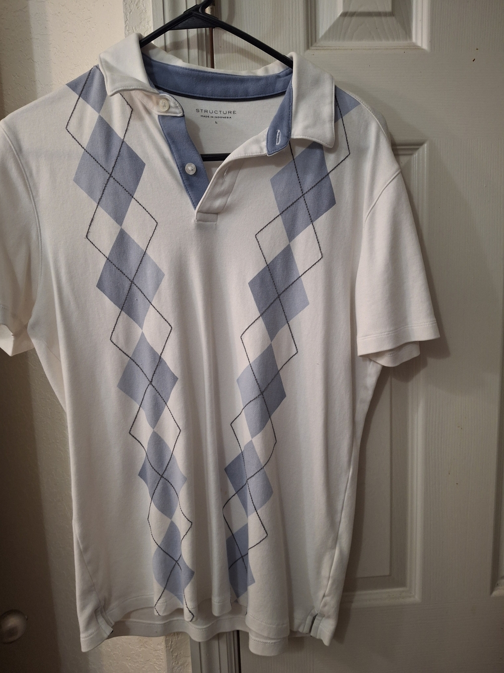 Structure Men’s White Polo with Light Blue Argyle Stripes